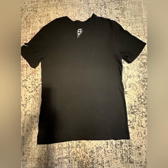 Nike men’s t-shirt size medium - Picture 2 of 2